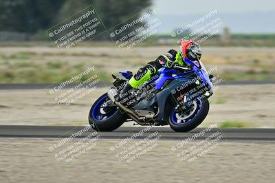 media/Apr-18-2025-TrackDaz (Fri) [[45f5874c44]]/C Group/Session 1 (Turn 7)/